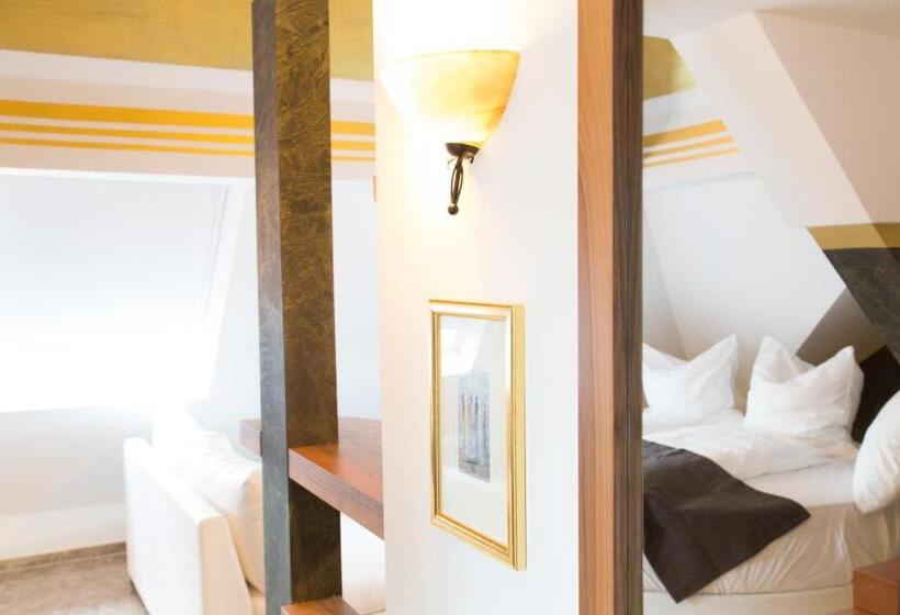 Fotos del hotel Alpha & Omega:  23