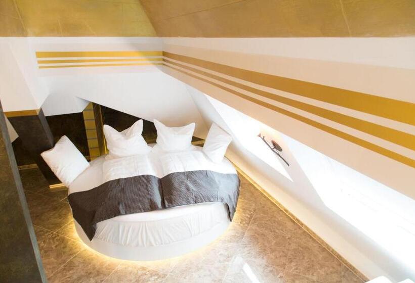 Fotos del hotel Alpha & Omega:  18