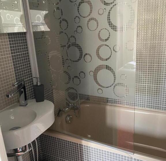 Fotos del hotel Hôtel Du Parc Montsouris:  9