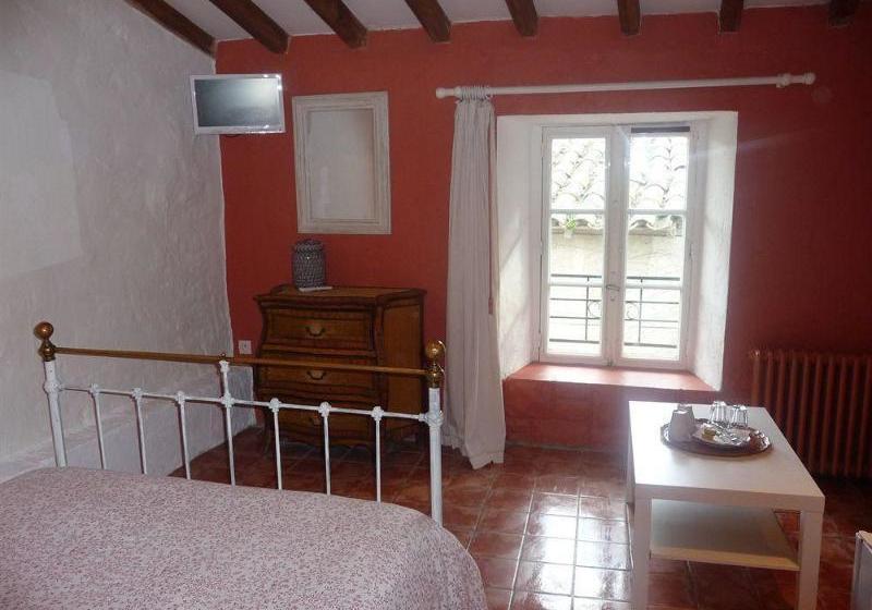 Fotos del hotel Le Logis Des Remparts:  2