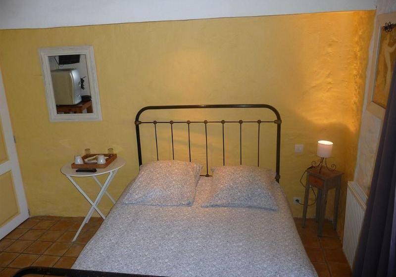 Fotos del hotel Le Logis Des Remparts:  3