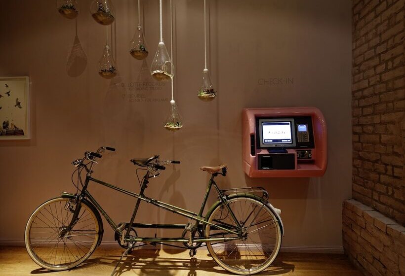 Fotos del hotel Libertine Lindenberg:  10