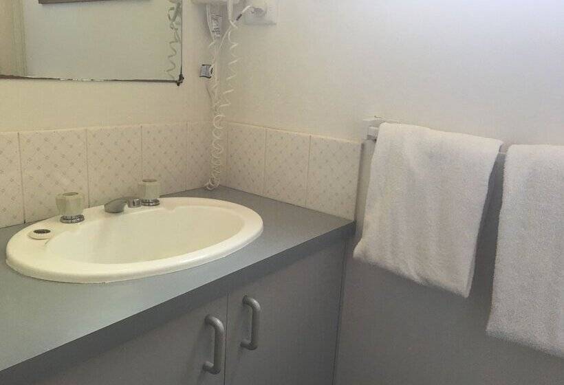 Fotos del hotel Airport Tourist Village Melbourne:  17