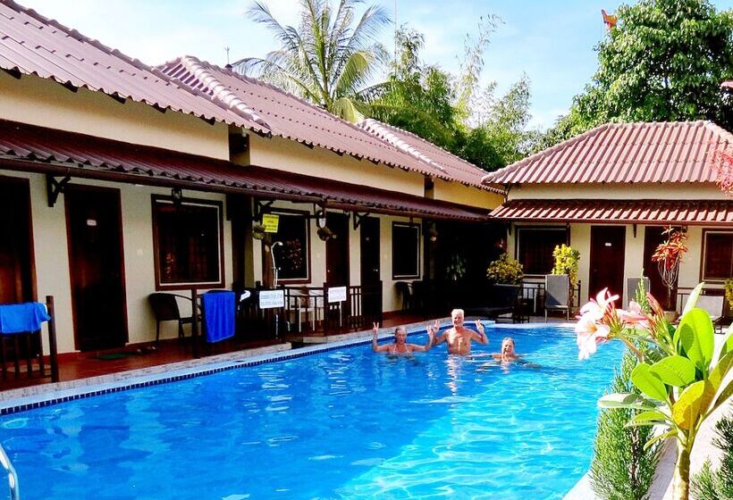 Fotos del hotel Makara Bungalows:  10