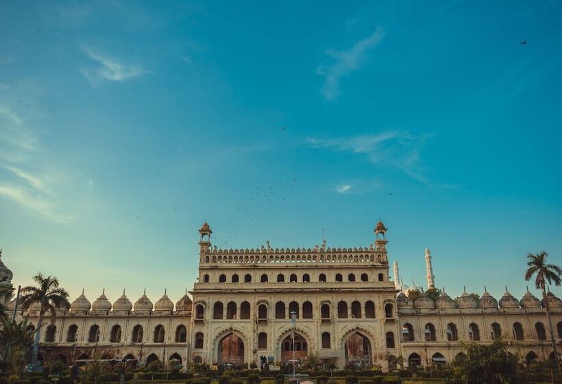 Fotos del hotel Fairfield By Marriott Lucknow:  25