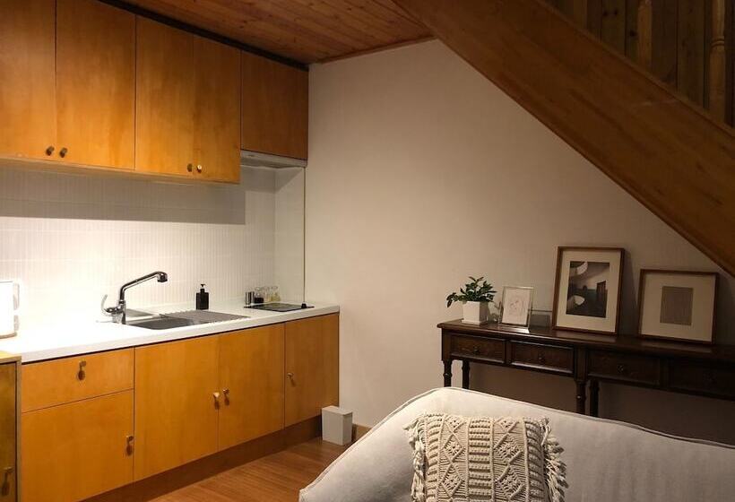 Fotos del hotel At Corner:  16