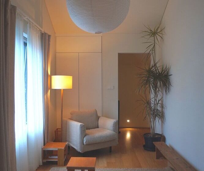 Fotos del hotel At Corner:  10