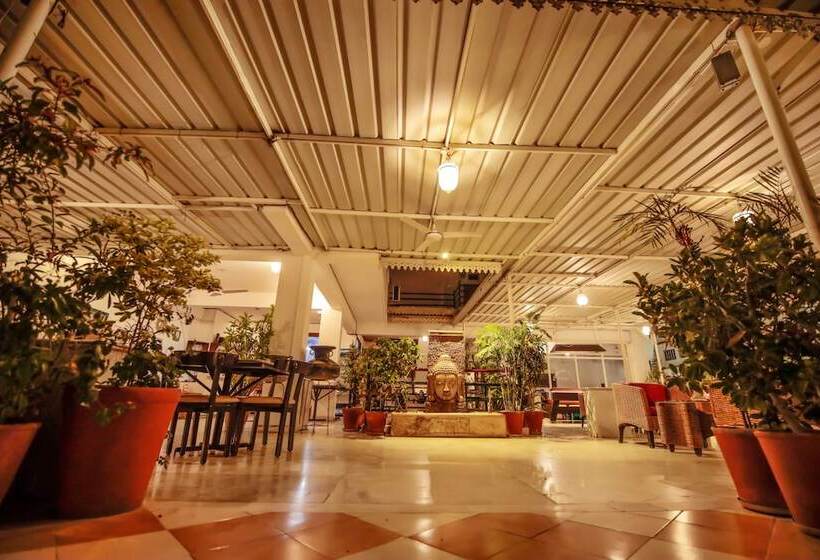 Fotos del hotel Devraj Niwas:  6