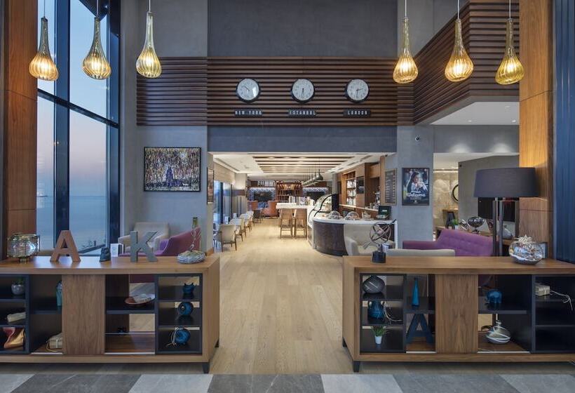 Fotos del hotel Holiday Inn Istanbul  Tuzla Bay, An Ihg:  4