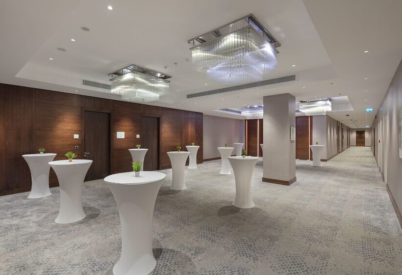 Fotos del hotel Holiday Inn Istanbul  Tuzla Bay, An Ihg:  24