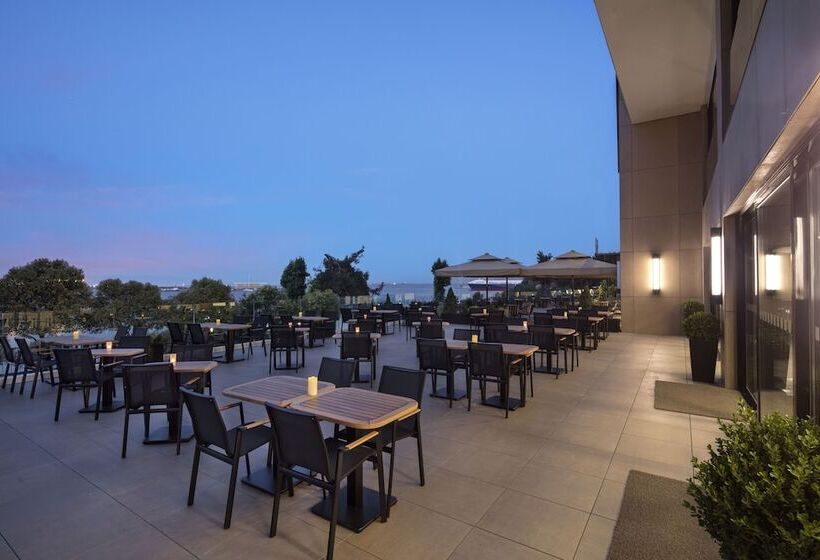 Fotos del hotel Holiday Inn Istanbul  Tuzla Bay, An Ihg:  19