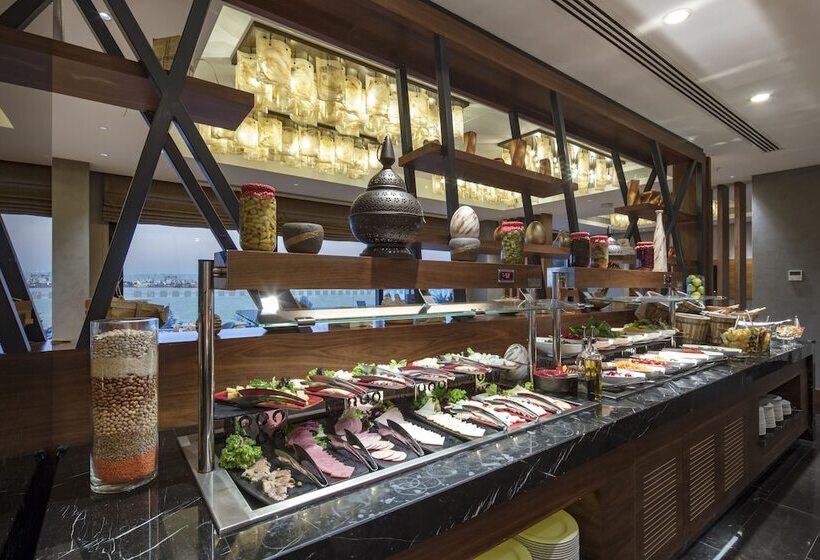 Fotos del hotel Holiday Inn Istanbul  Tuzla Bay, An Ihg:  20