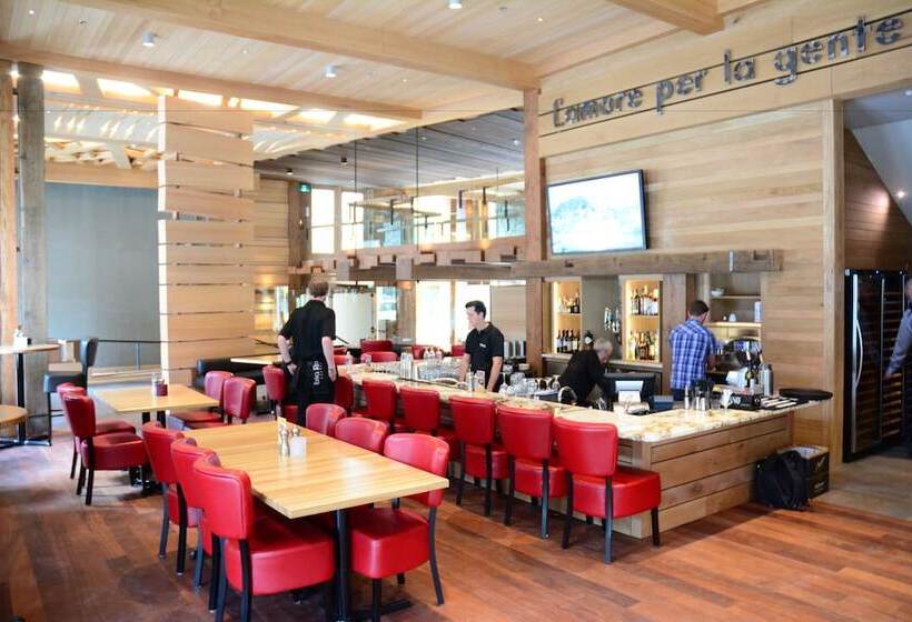 Fotos del hotel Moose Hotel And Suites:  11