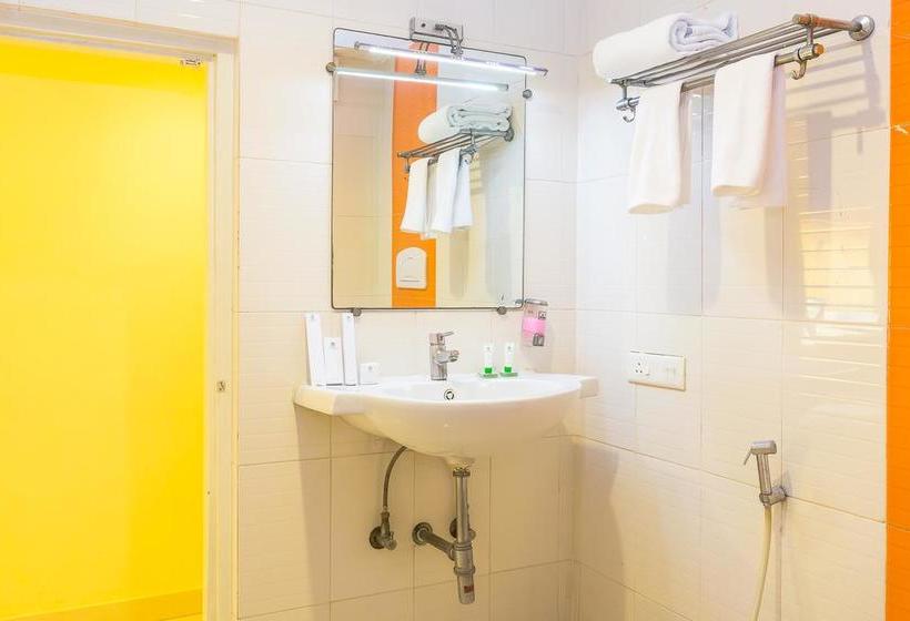 Fotos del hotel Fab Strawberry:  5