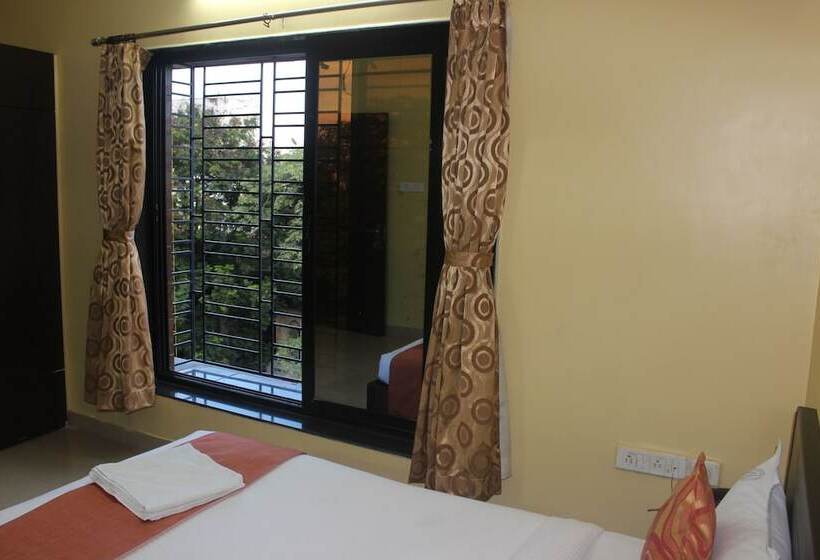 Fotos del hotel Arya Regency:  10