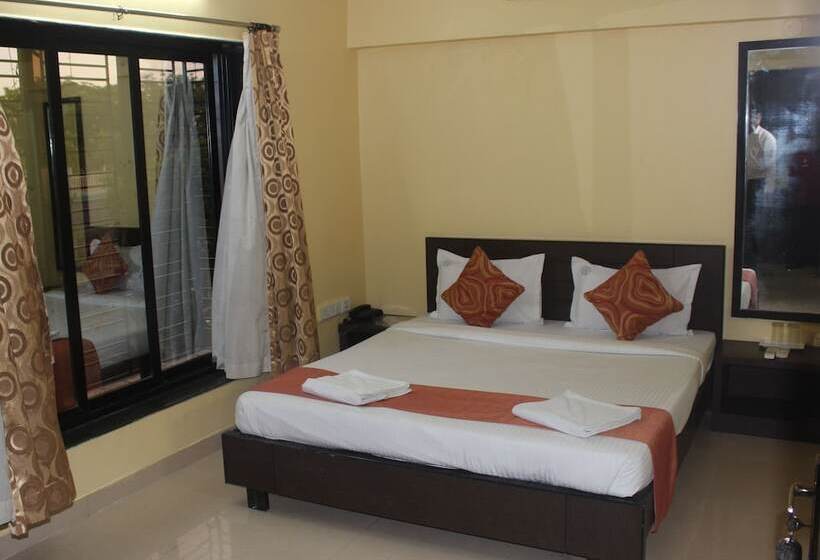 Fotos del hotel Arya Regency:  9