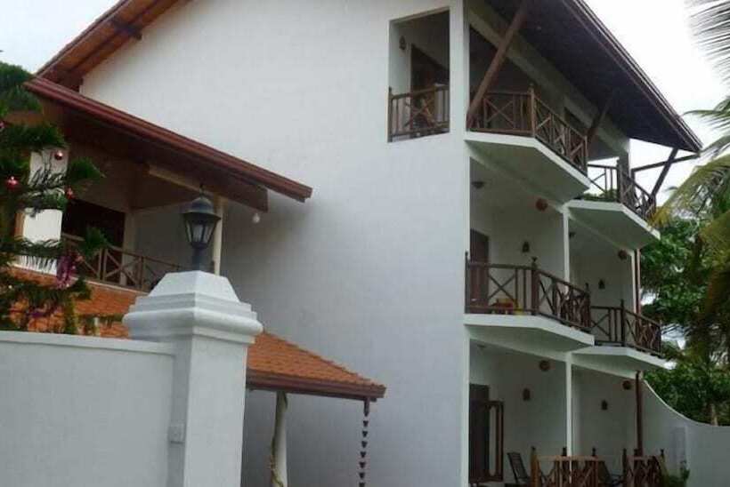 Fotos del hotel Aussie Swiss Beach Resort:  11