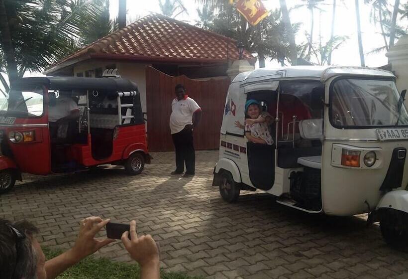 Fotos del hotel Aussie Swiss Beach Resort:  5