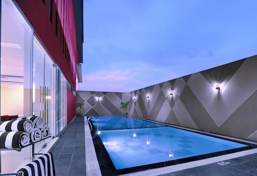 Fotos del hotel Fave Rungkut Surabaya:  16