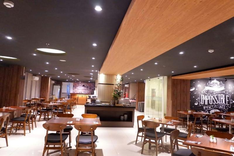 Fotos del hotel Fave Rungkut Surabaya:  6