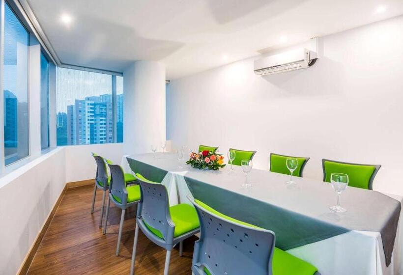 Fotos del hotel La Quinta By Wyndham Medellin:  9