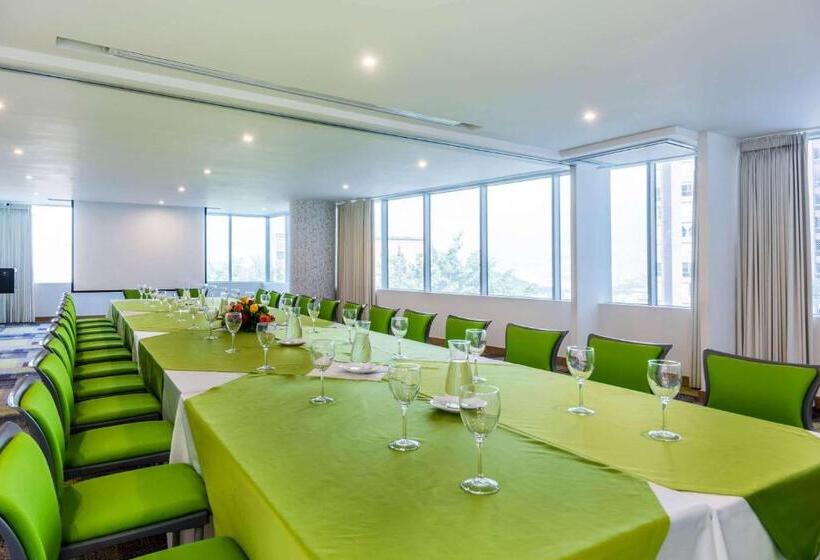 Fotos del hotel La Quinta By Wyndham Medellin:  3