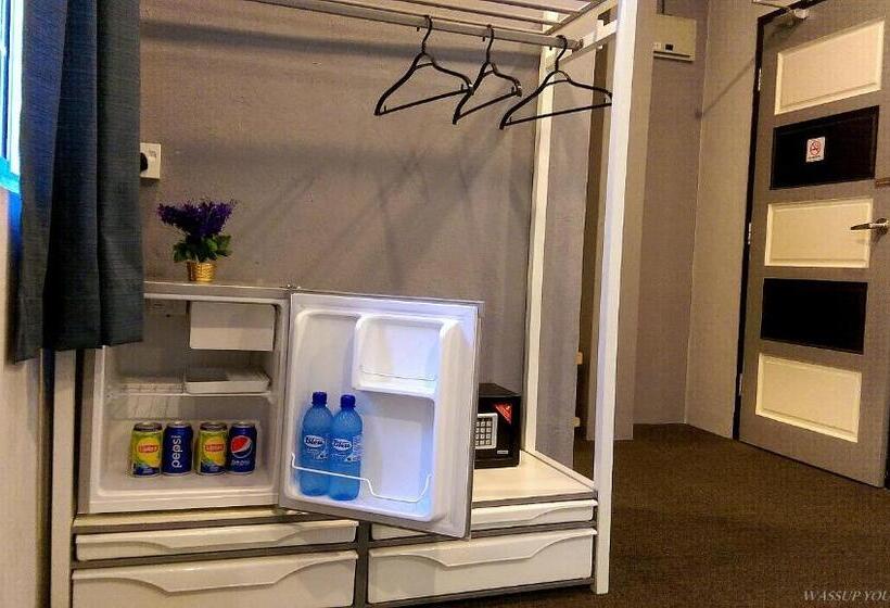 Fotos del hotel Wassup Youth Hostel:  24