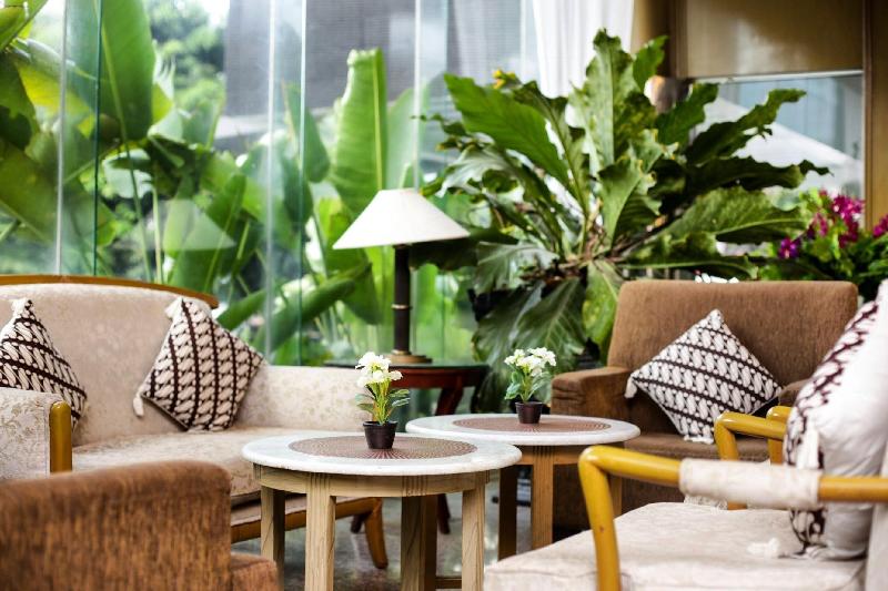 Fotos del hotel Johns Pardede International:  2