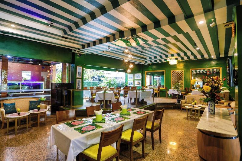 Fotos del hotel Johns Pardede International:  4