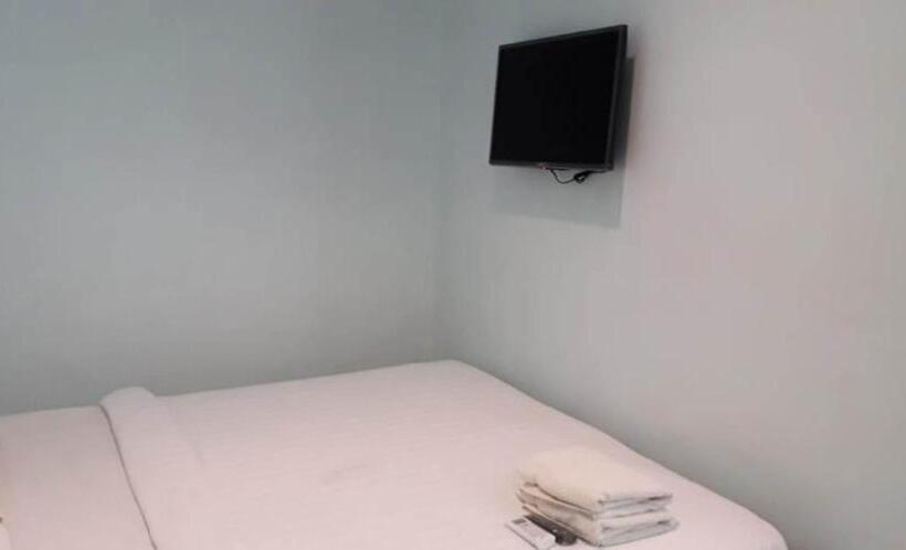 Fotos del hotel Shinta Guest House:  17