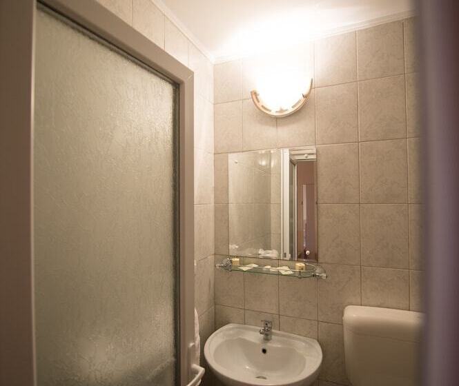 Fotos del hotel Voila Mamaia:  12