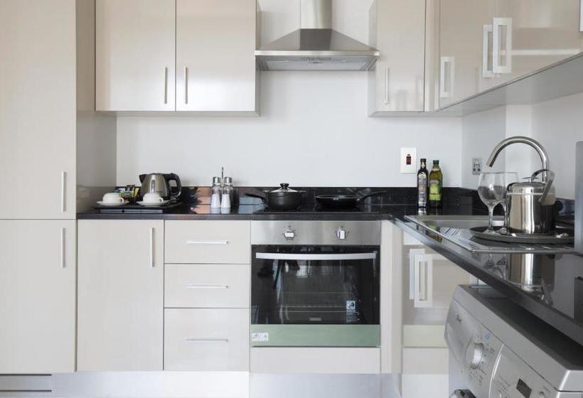 Fotos del hotel La Verda Suites And Villas Dubai Marina:  4