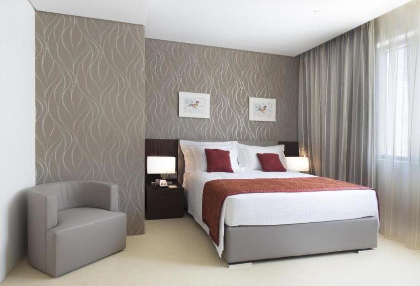 Fotos del hotel La Verda Suites And Villas Dubai Marina:  2