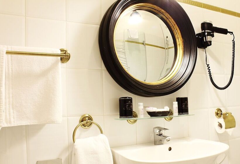 Fotos del hotel Milford Suites Budapest:  4