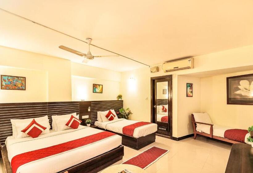 Himalaya By Monarch, Majestic