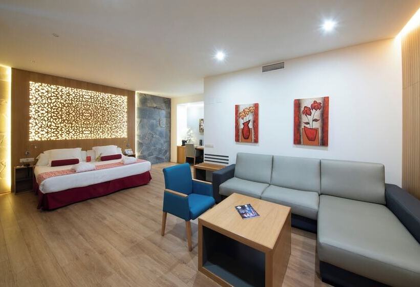 Fotos del hotel Soho Boutique Capuchinos & Spa:  3