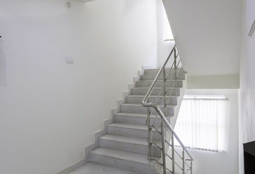 Fotos del hotel Treebo Trip Tals Hytek Hitech City:  14