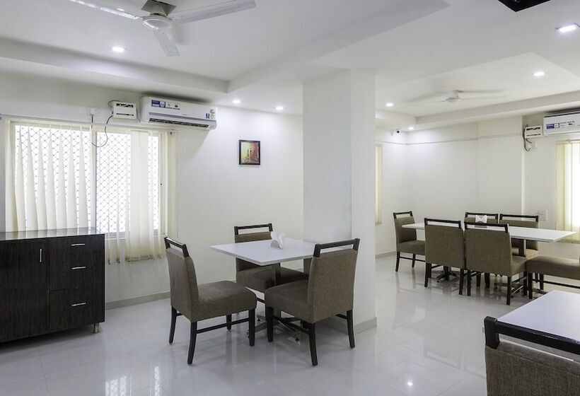 Fotos del hotel Treebo Trip Tals Hytek Hitech City:  5