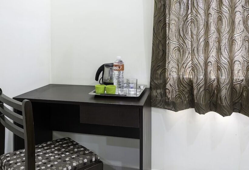 Treebo Trip Tals Hytek Hitech City