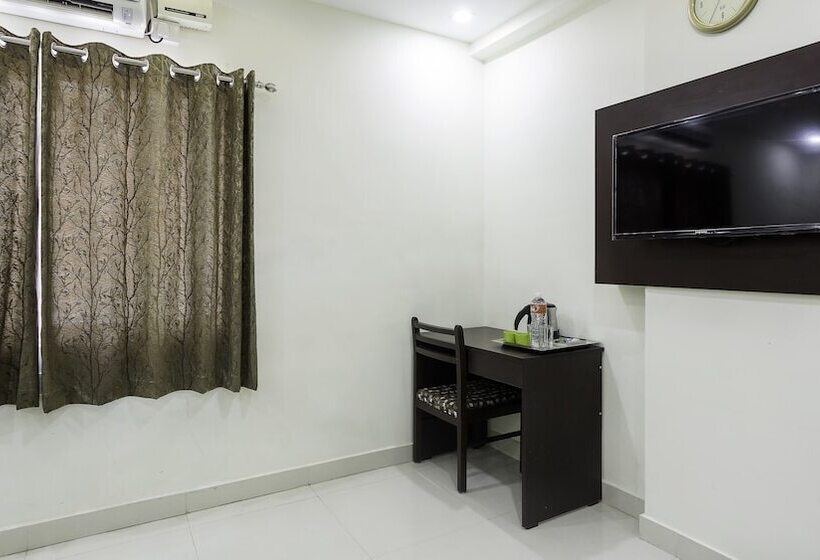 Fotos del hotel Treebo Trip Tals Hytek Hitech City:  8