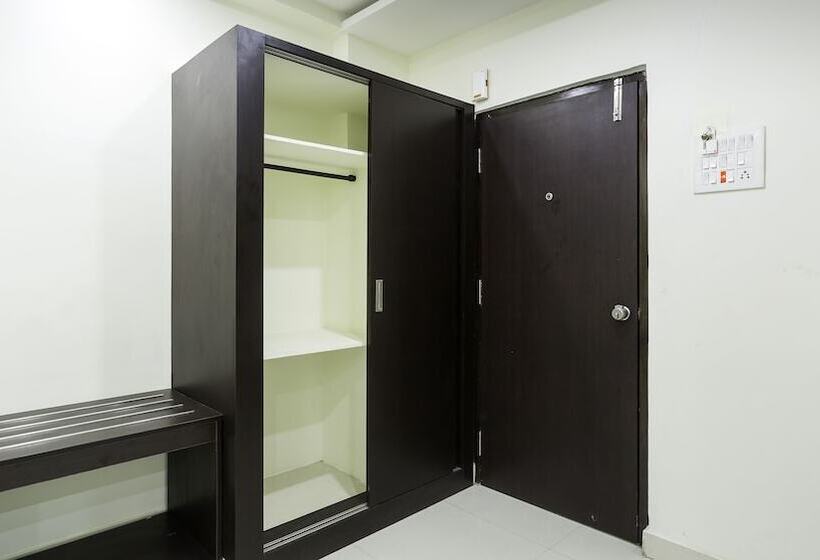 Fotos del hotel Treebo Trip Tals Hytek Hitech City:  25