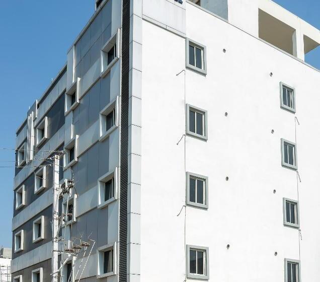 Fotos del hotel Treebo Trip Tals Hytek Hitech City:  12