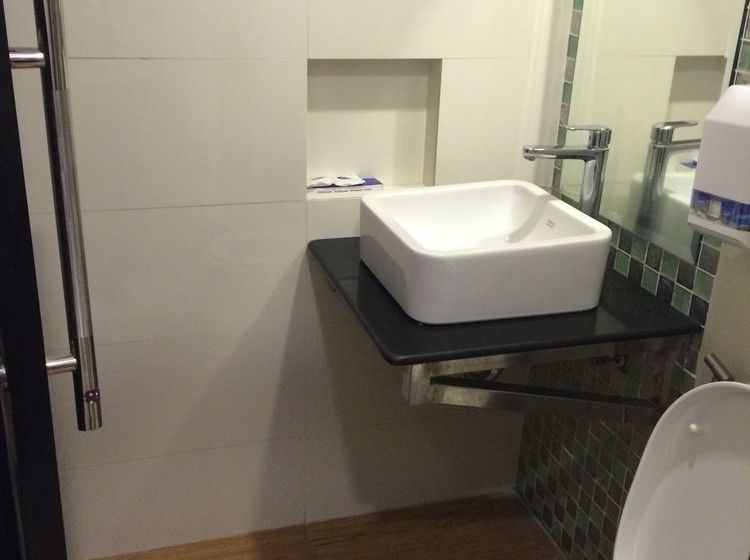 Fotos del hotel Icon Hotel Timog:  25