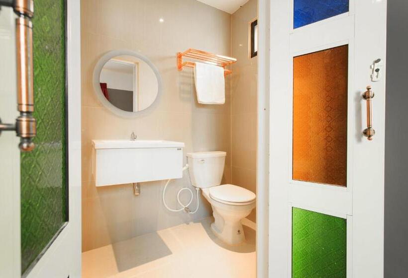 Fotos del hotel Cloud Nine Lodge:  11