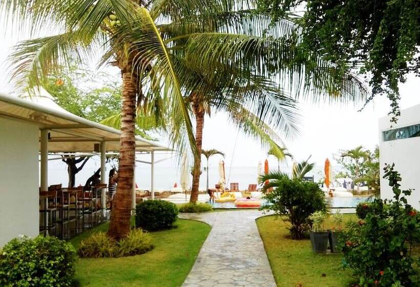 Fotos del hotel Sanae Beach Club:  11