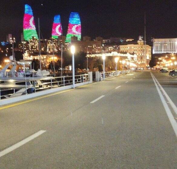 Fotos del hotel Yacht Club:  18