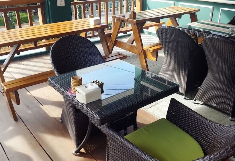 Fotos del hotel Paddy S Palms Resort:  5