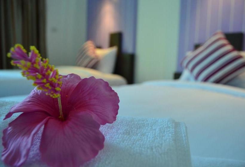 Fotos del hotel All Seasons Residence:  11