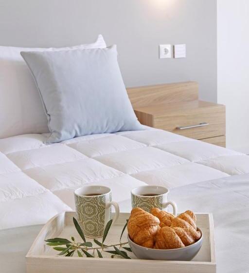 Fotos del hotel Lilium Luxury Suites  Adults Only:  18