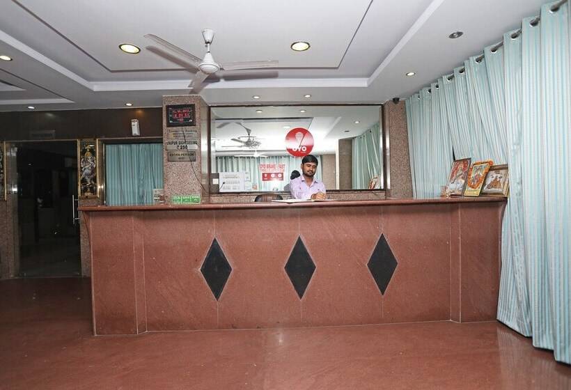 Fotos del hotel Collection O 1425  Sk Paradise:  3